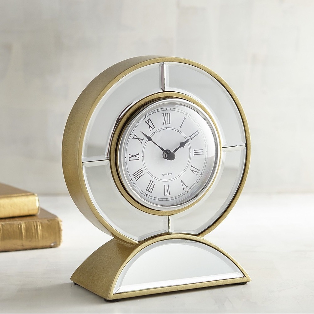 Gold mirrored desk clock
